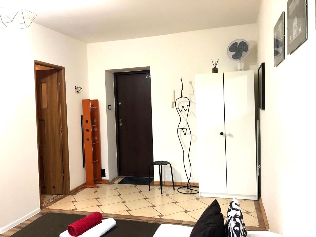 Art Mieszkanie Blisko Dworca Pkp Walbrzych Miasto Bagian luar foto